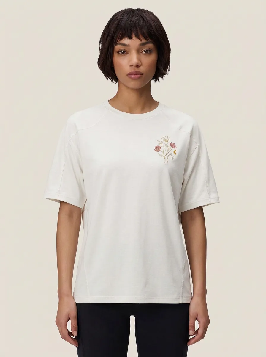 Women's Floral Embroidered Relaxed Raglan T-Shirt