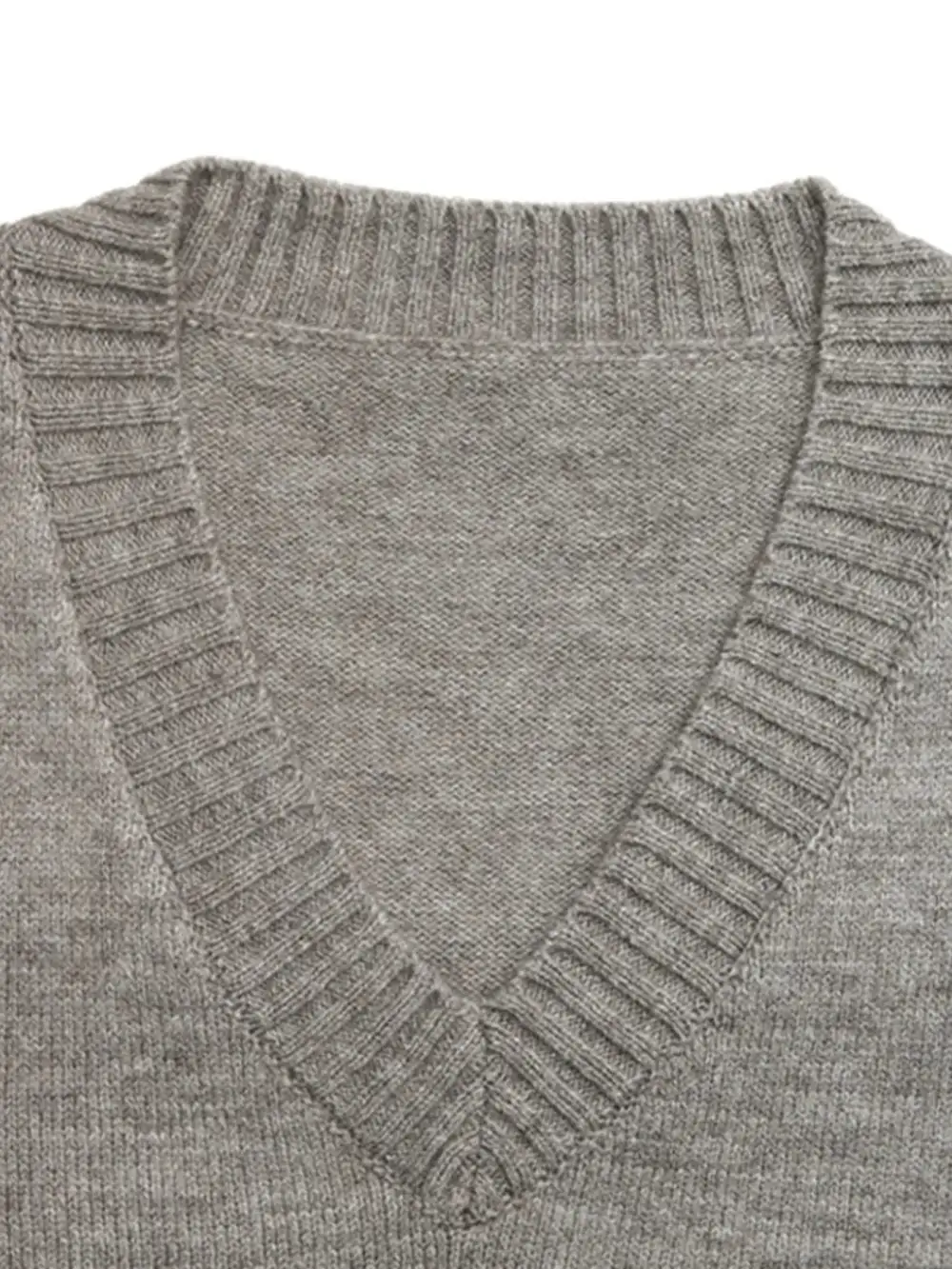 Fine V Neck Knit Detail Coordinated Set