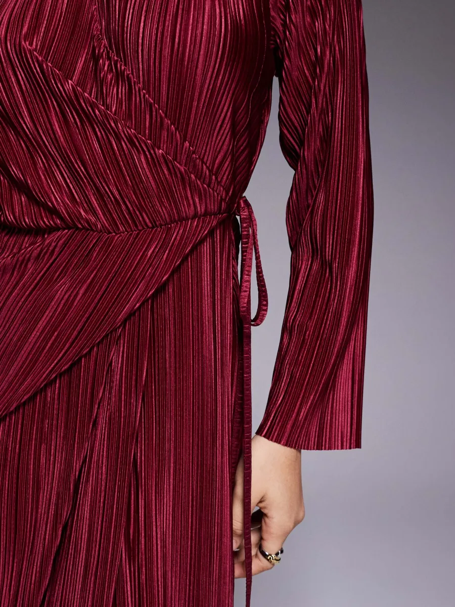 Texture Round Neck Dress