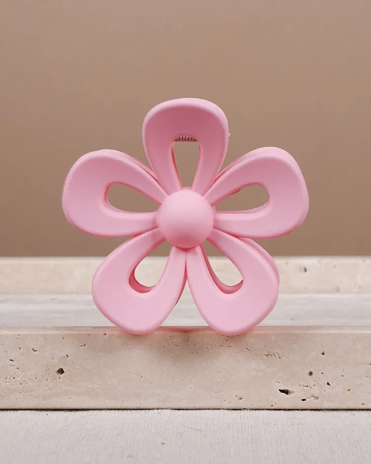 Polished Tropical Hair Clip