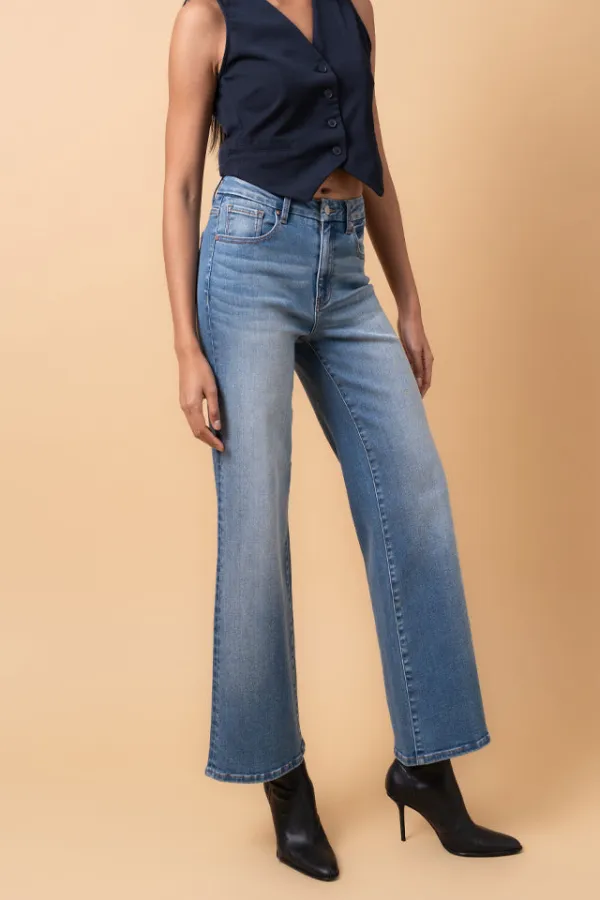 Women's Five Pocket High Rise Relaxed Wide Leg Stretch Denim Jeans