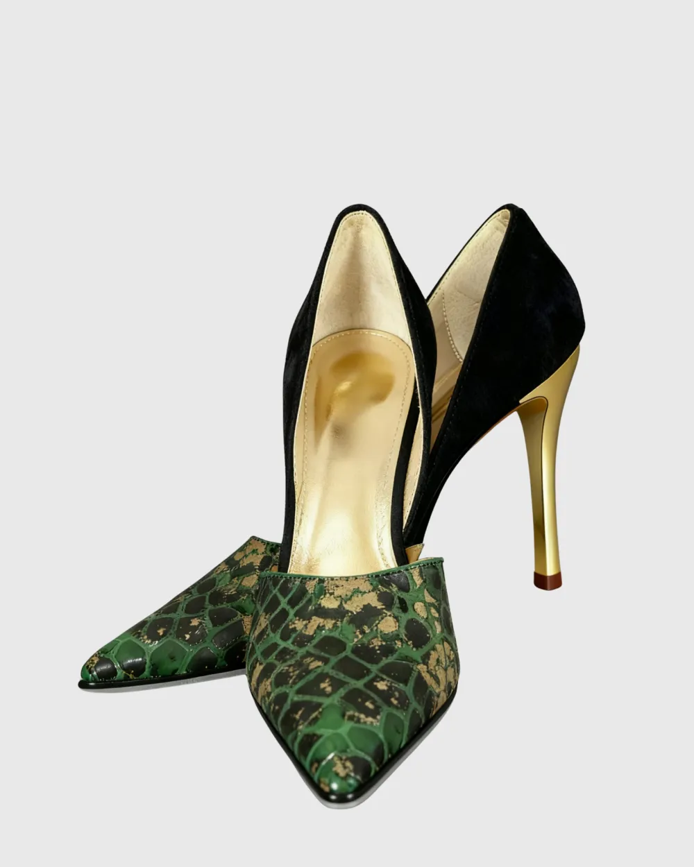 Snake Print Vintage Pumps in Green