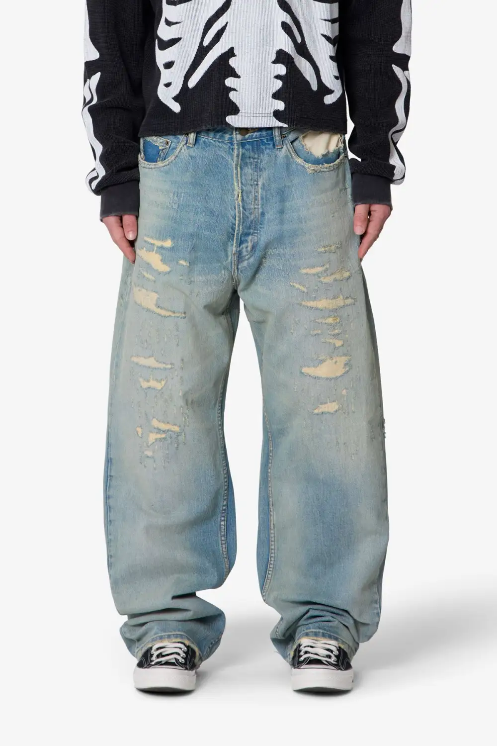 Distressed Ultra Baggy Jeans