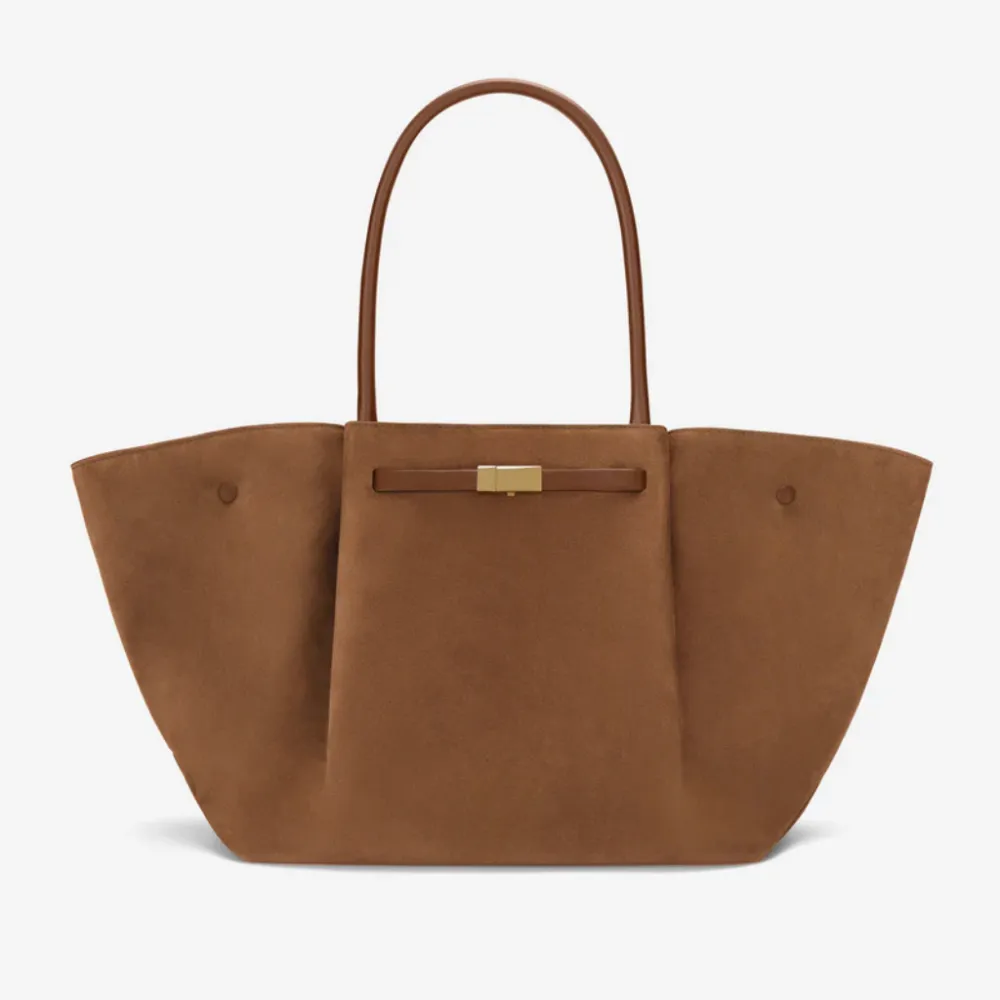 Minimal Soft Grain Handbag