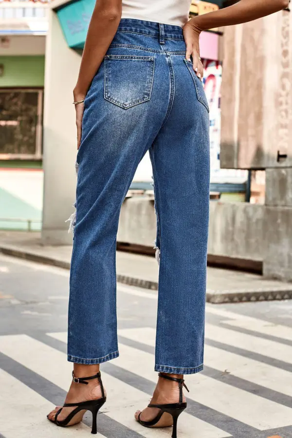 Clean Distressed Pocketed Denim Jeans