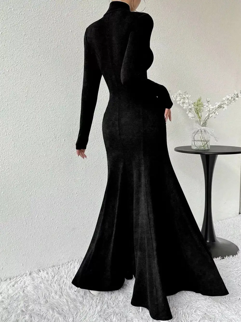 Polished Detail Long Sleeve Maxi Dress