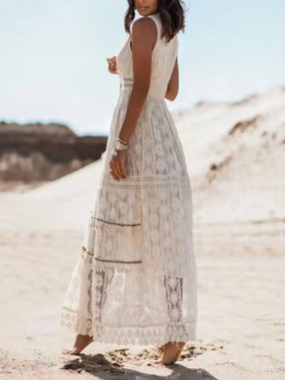 Lace V Neck Sleeveless Maxi Dress