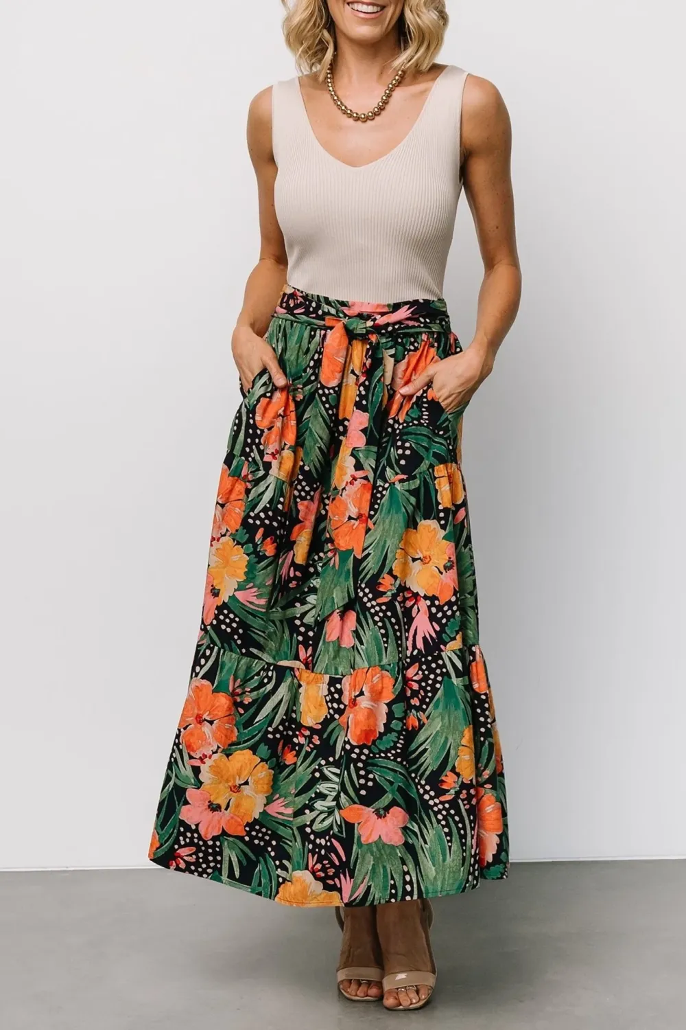 Versatile Holiday Floral Temperament Skirt
