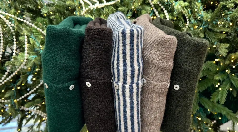 Clean Shape Relaxed Soft Cardigan