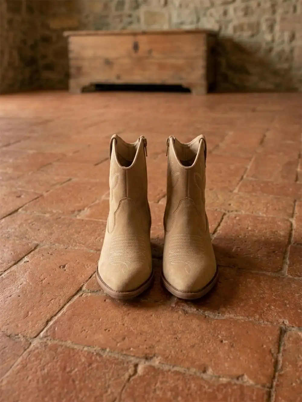 Platform Side Zip Western Boots