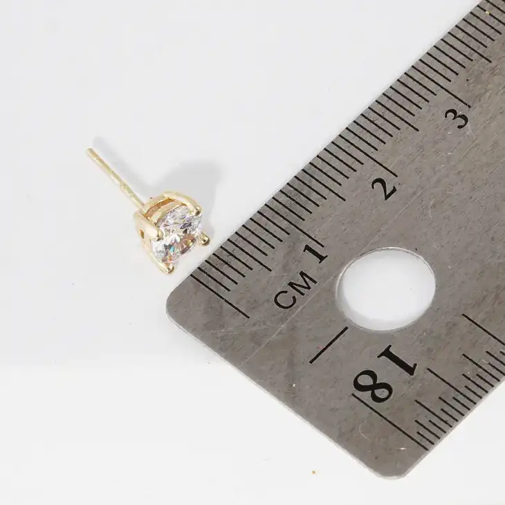 Daily Basic Stud Earrings