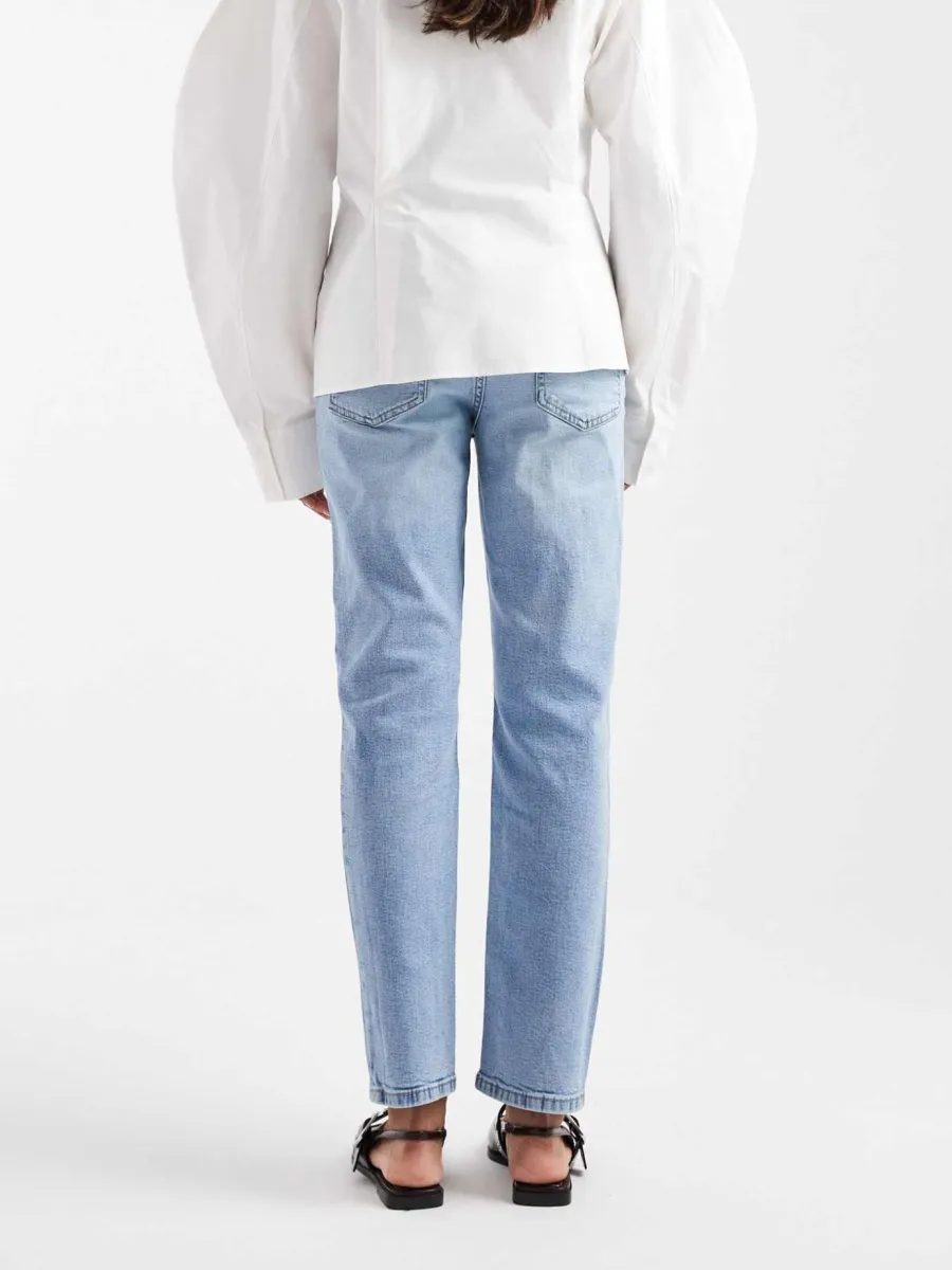 Light Wash Cropped Denim Jeans