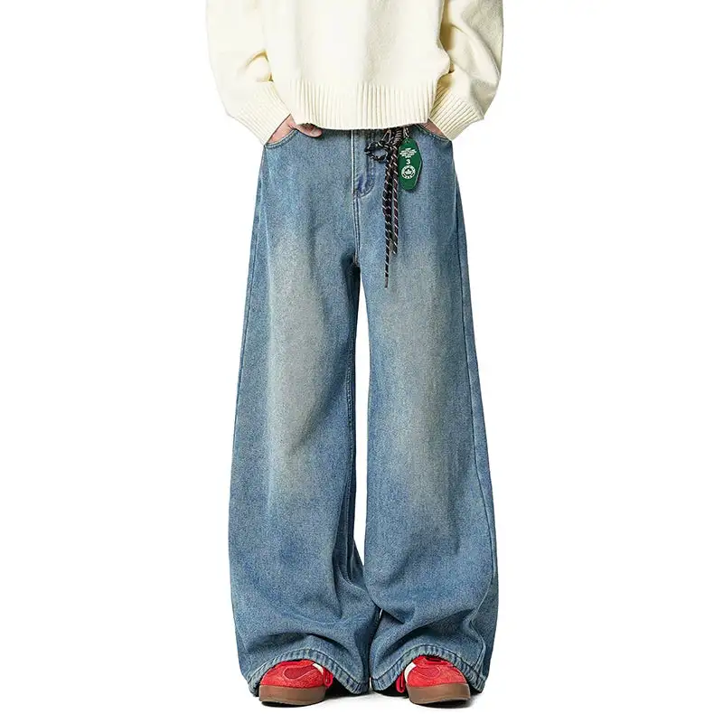 Fade Barrel-Leg Jeans