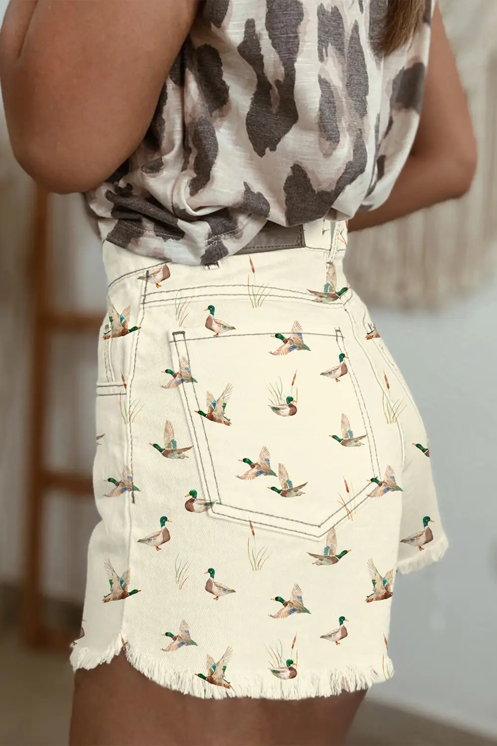 Frayed Hem High Waist Denim Shorts