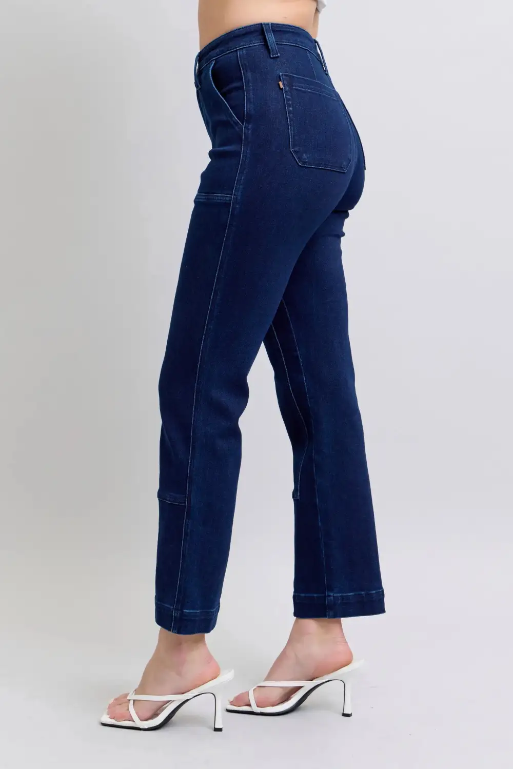 Cropped Washed Pocketed Stretch Straight Leg Jeans