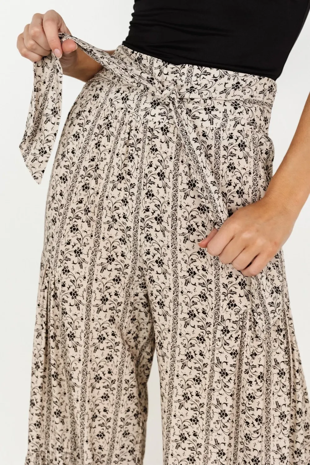 Artistic Floral Sand Pattern  Pants