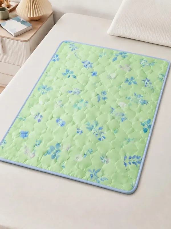 Blue Floral Print Cooling Mat