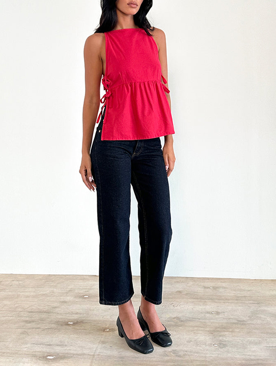 Tie Side Sleeveless Top In Tango Red