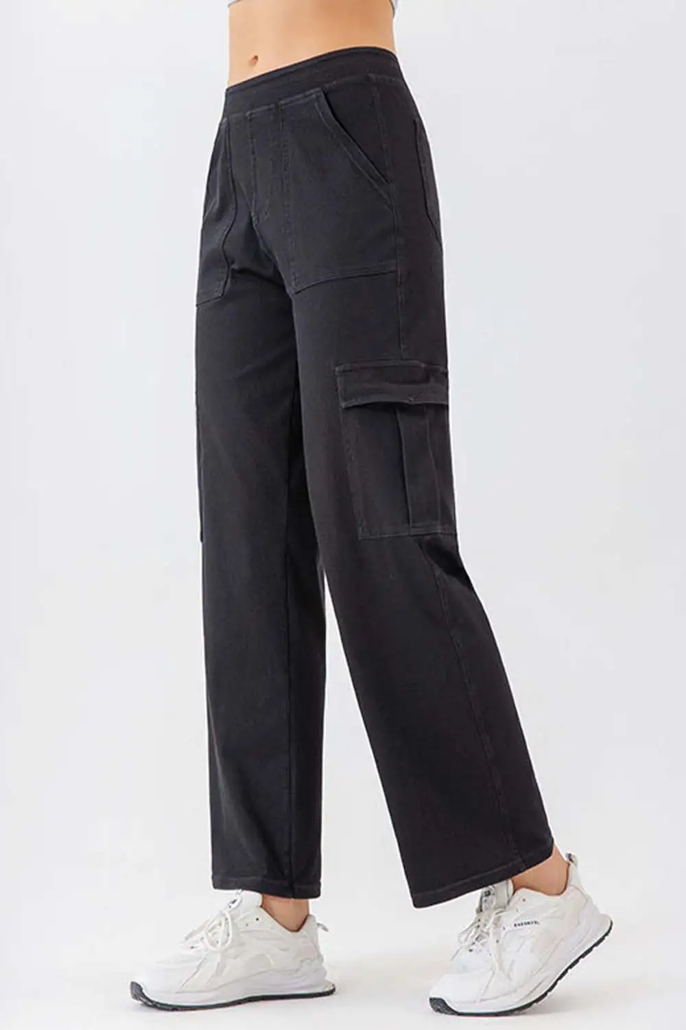 Relaxed Button Denim Jeans