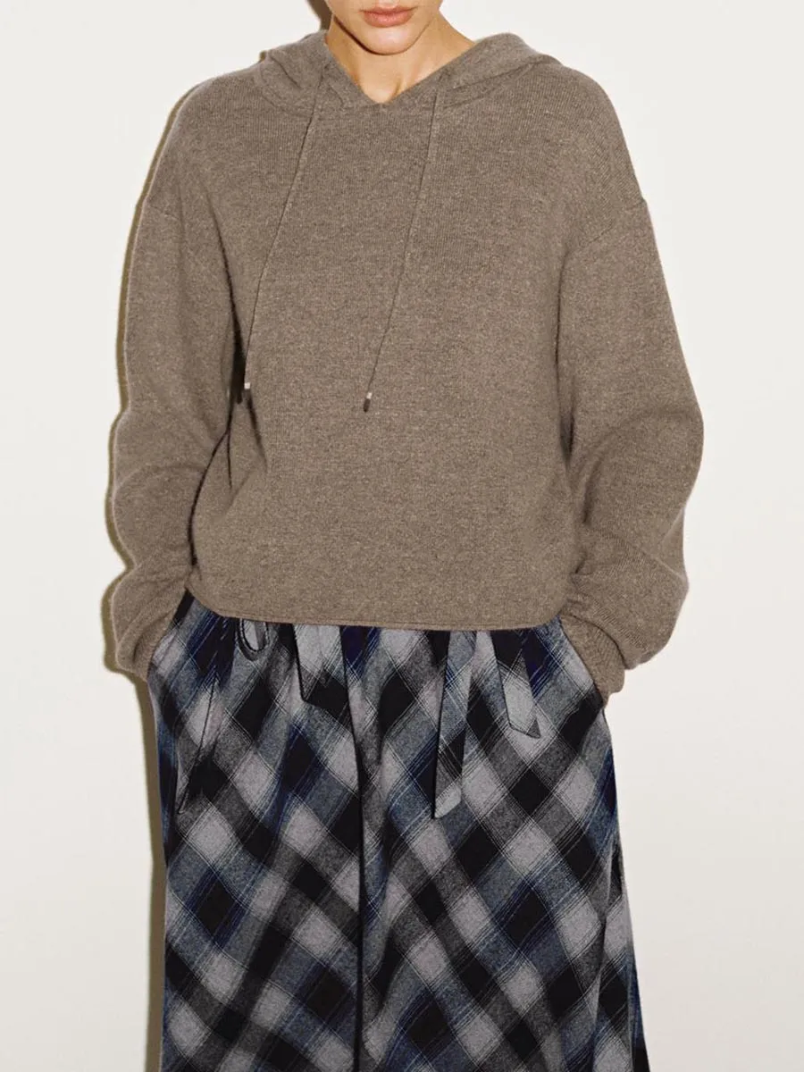 A Solid-Color Hooded Casual T-Shirt For Ladies