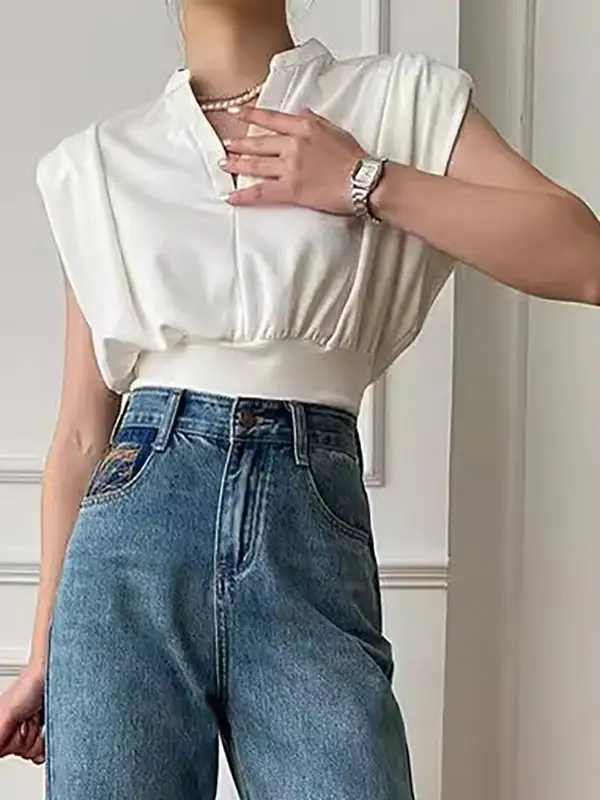 Relaxed Sleeveless Pleat Detail Shoulder Pad V-Neck T-Shirt