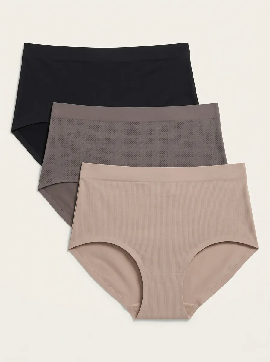 Seamless-Look Laser-Cut Brief Set