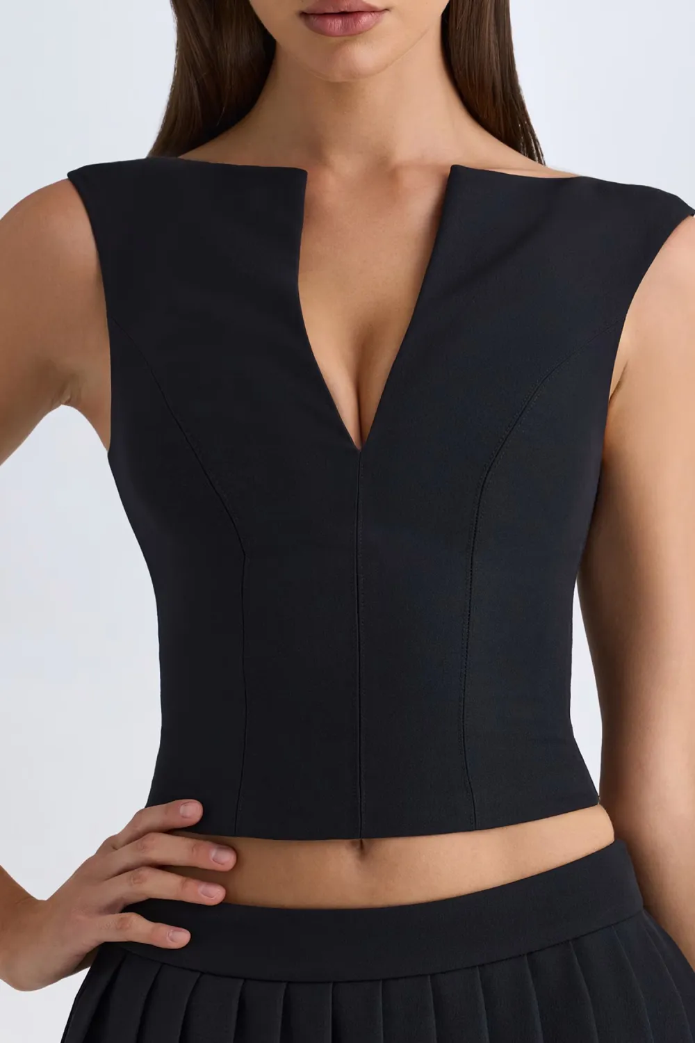 Trendy Short Solid Color Sleeveless Top