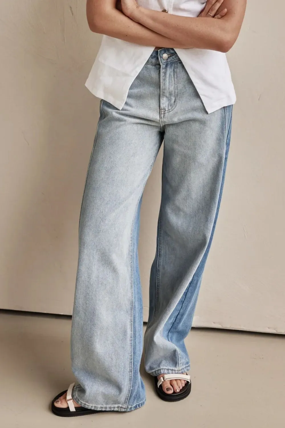 Contrast Straight Leg Pocket Denim Jeans