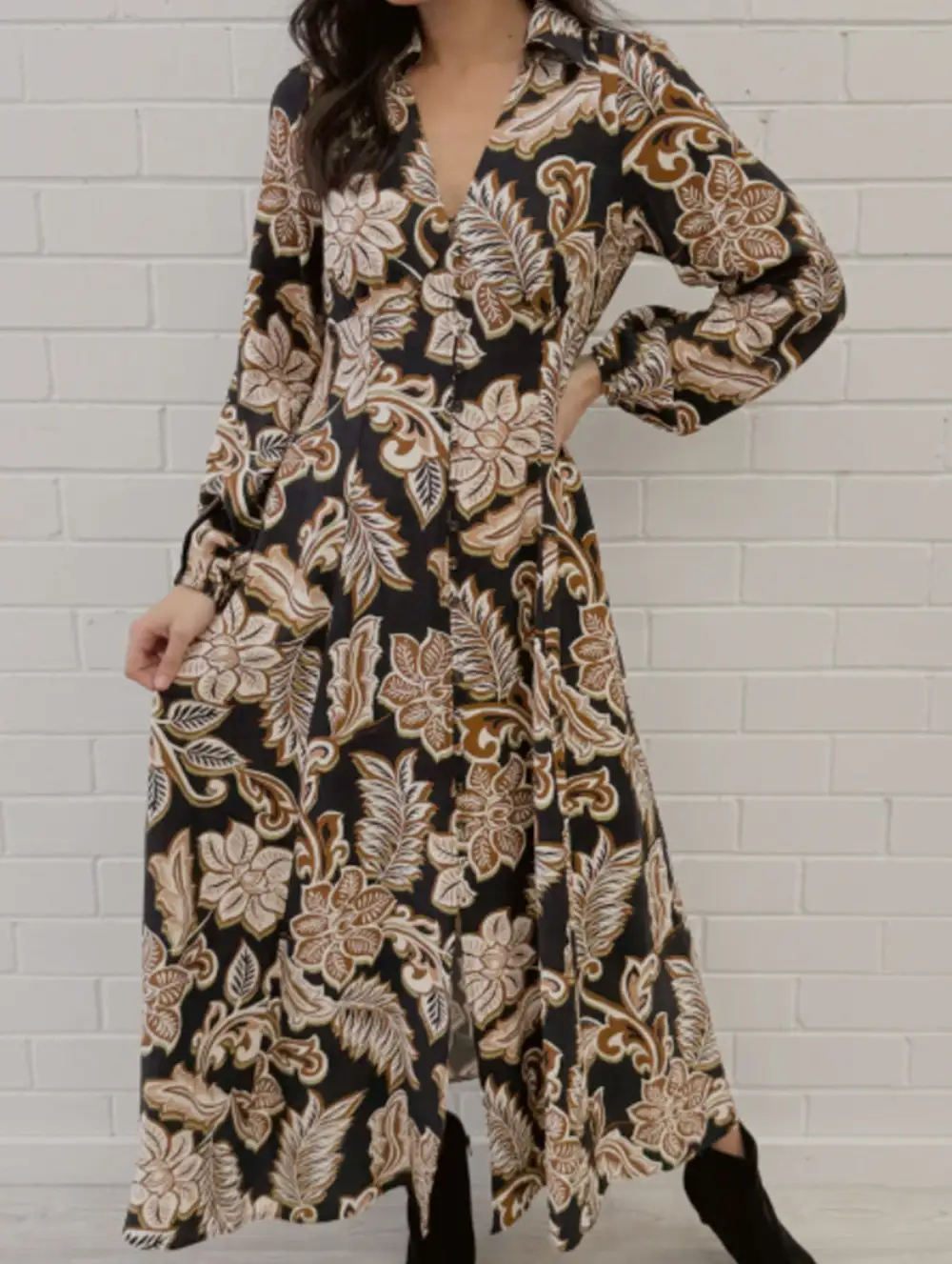 V-Neck-Neck Long-Sleeved Dress Waist