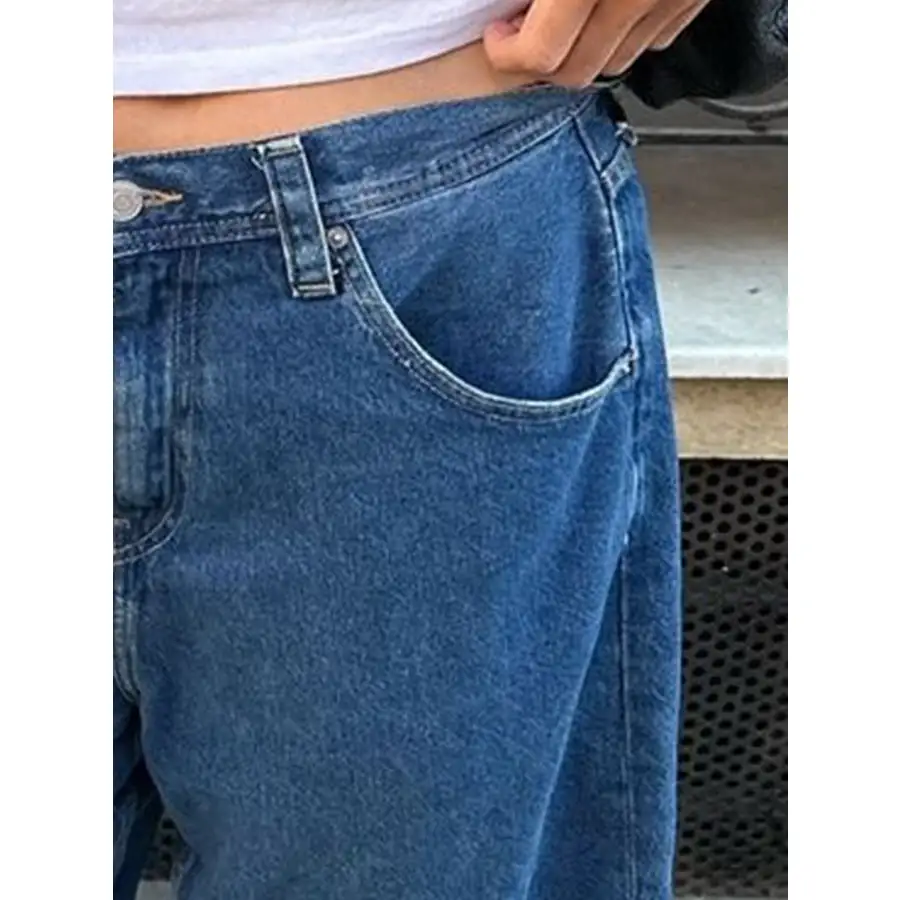 Modern High Waist Denim Shorts with Pockets