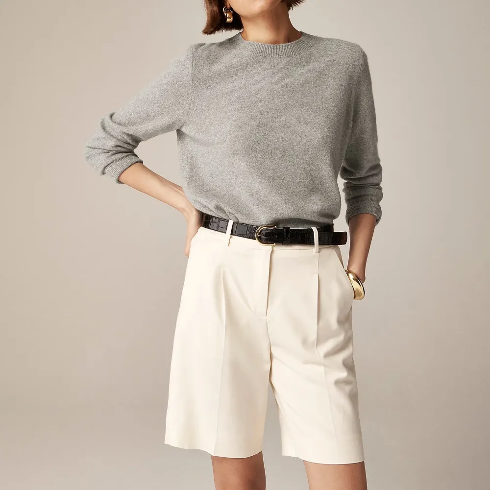 Simple Cashmere Crew Neck Sweater