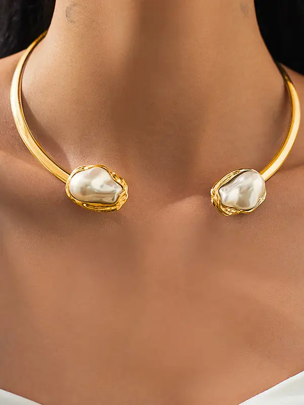 Geometric Pearl Detail Urban Necklace
