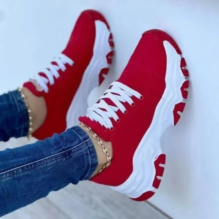 Round Neck Platform Sneakers
