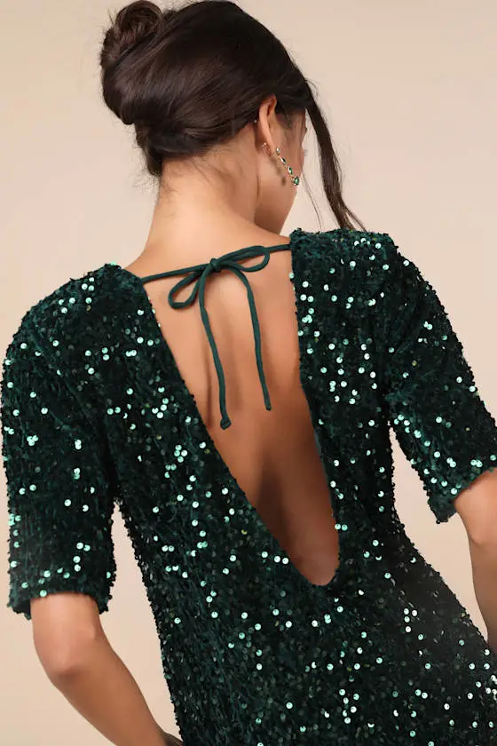 Marca Emerald Green Sequin Tie-Back Short Sleeve Shift Dress