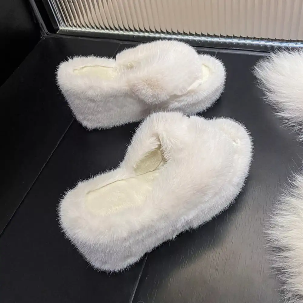 Fluffy Wedge Slippers